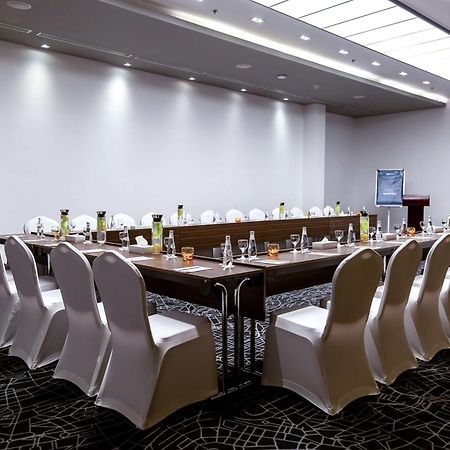 Radisson Hotel & Apartments Dammam Industrial City Bagian luar foto