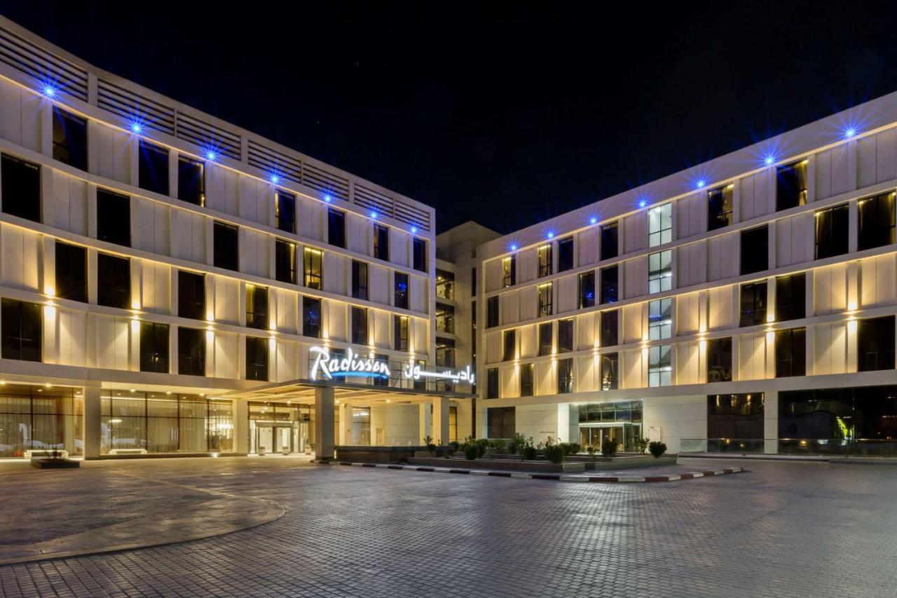 Radisson Hotel & Apartments Dammam Industrial City Bagian luar foto