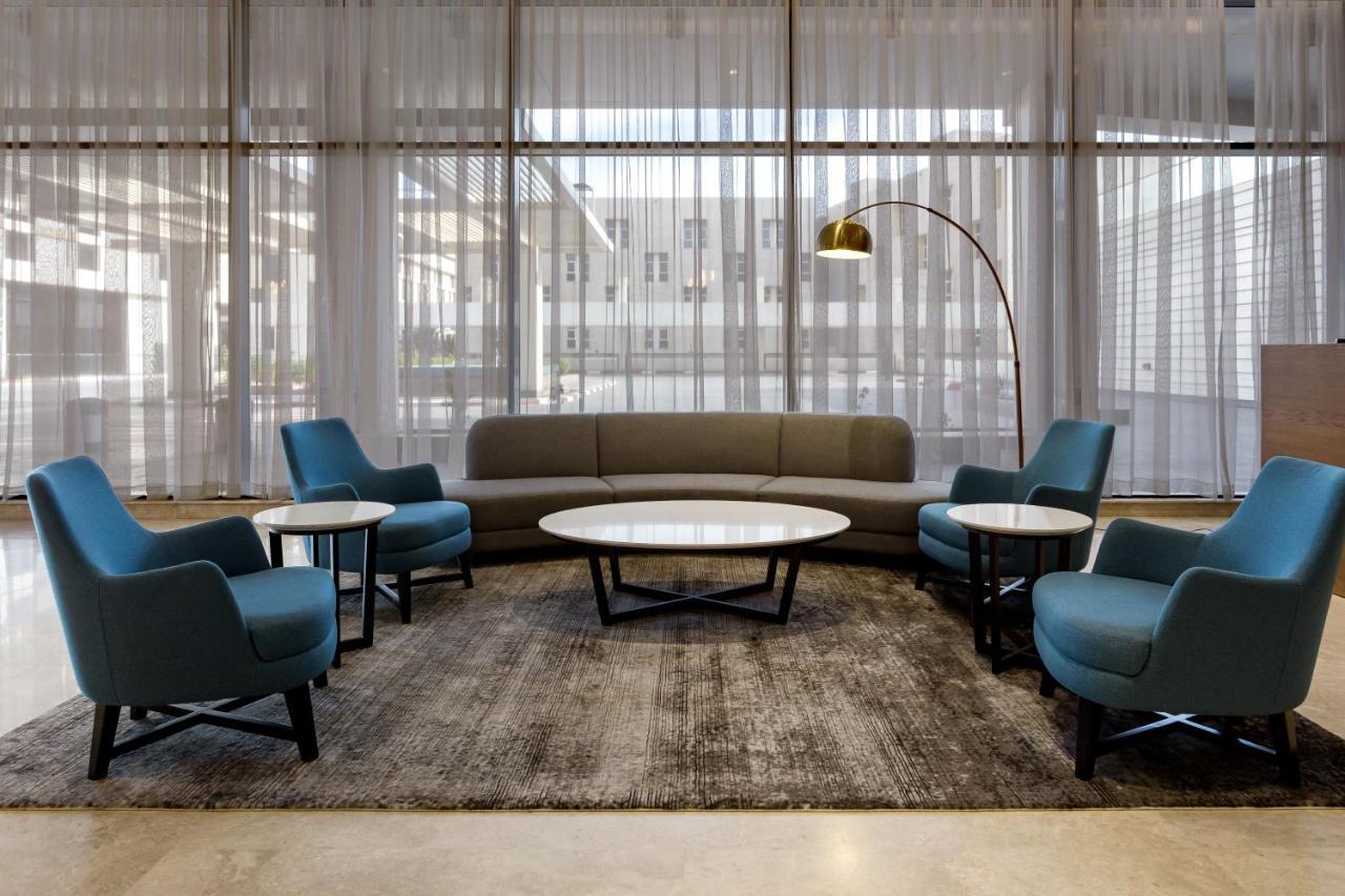 Radisson Hotel & Apartments Dammam Industrial City Bagian luar foto