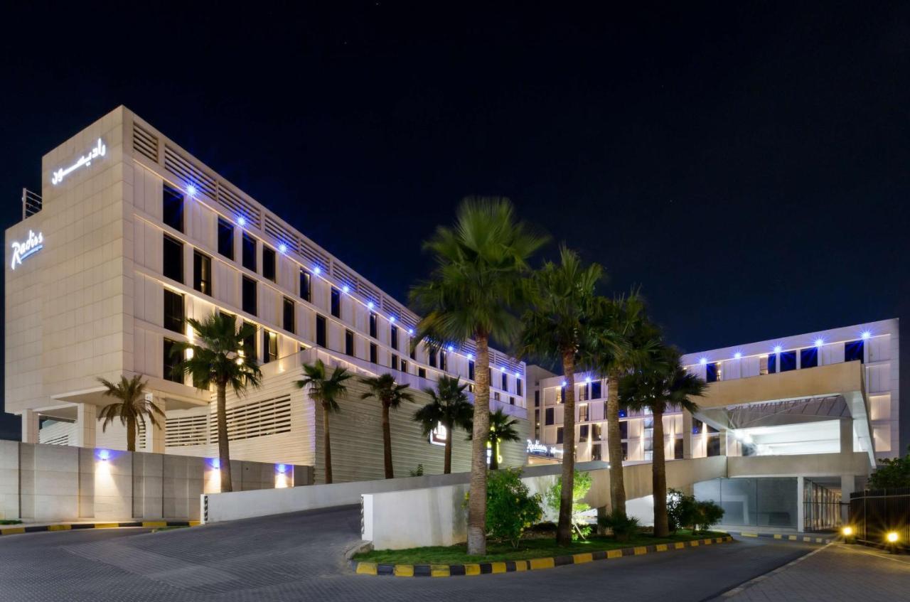 Radisson Hotel & Apartments Dammam Industrial City Bagian luar foto