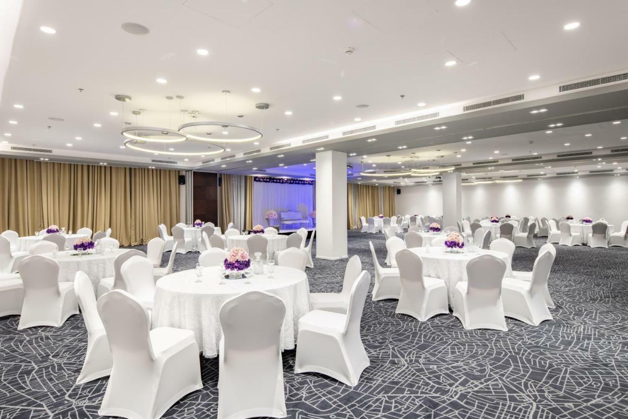 Radisson Hotel & Apartments Dammam Industrial City Bagian luar foto